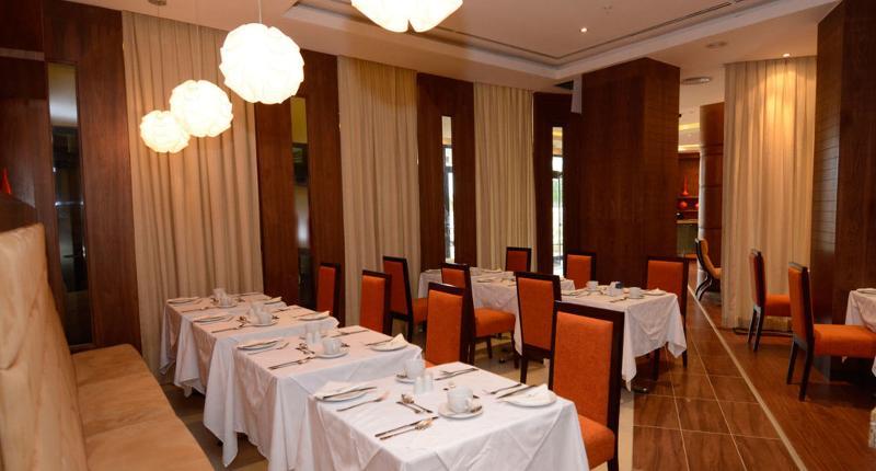 Protea Hotel By Marriott Ikeja Select Lagos Exterior foto