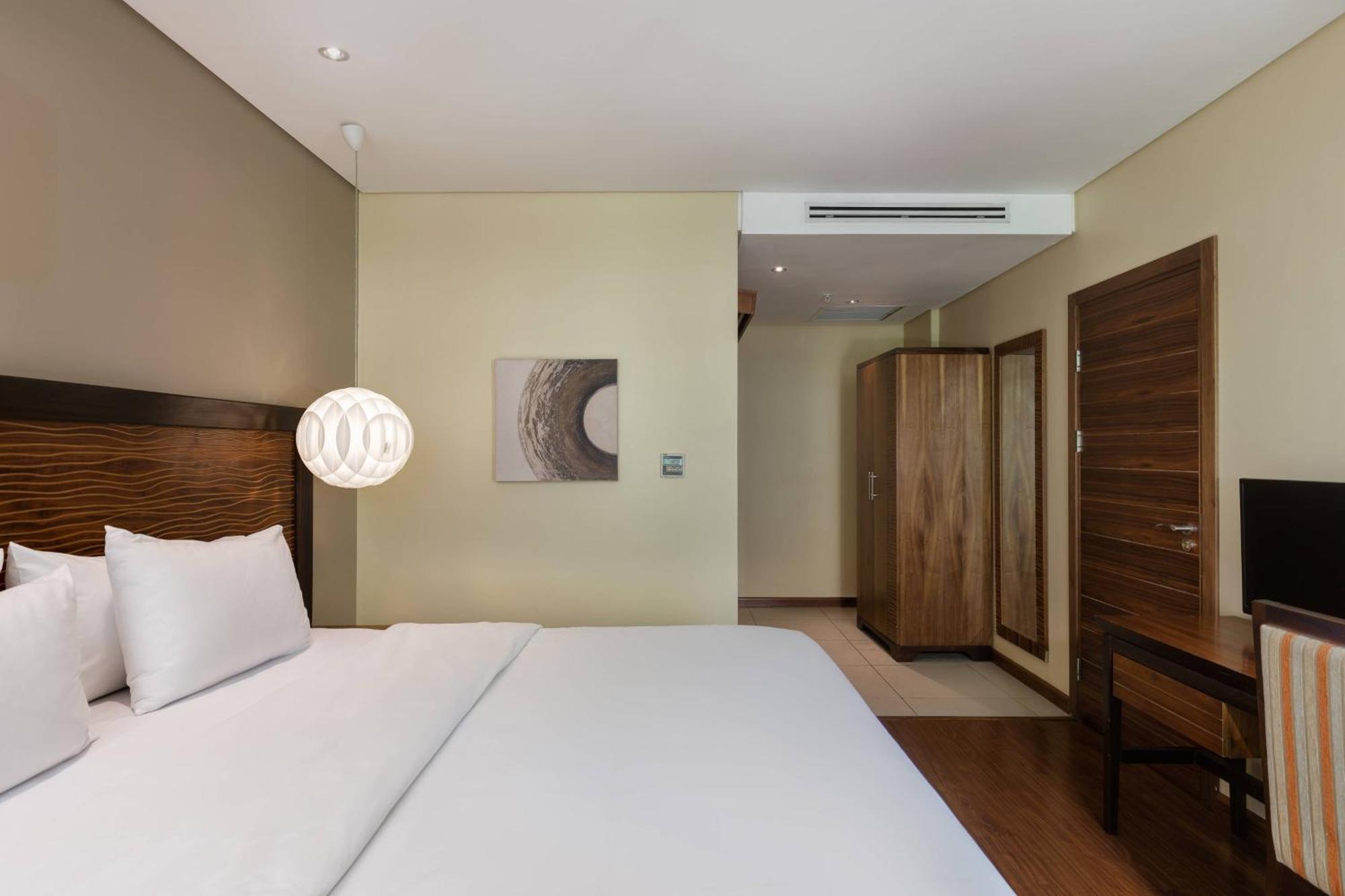 Protea Hotel By Marriott Ikeja Select Lagos Exterior foto